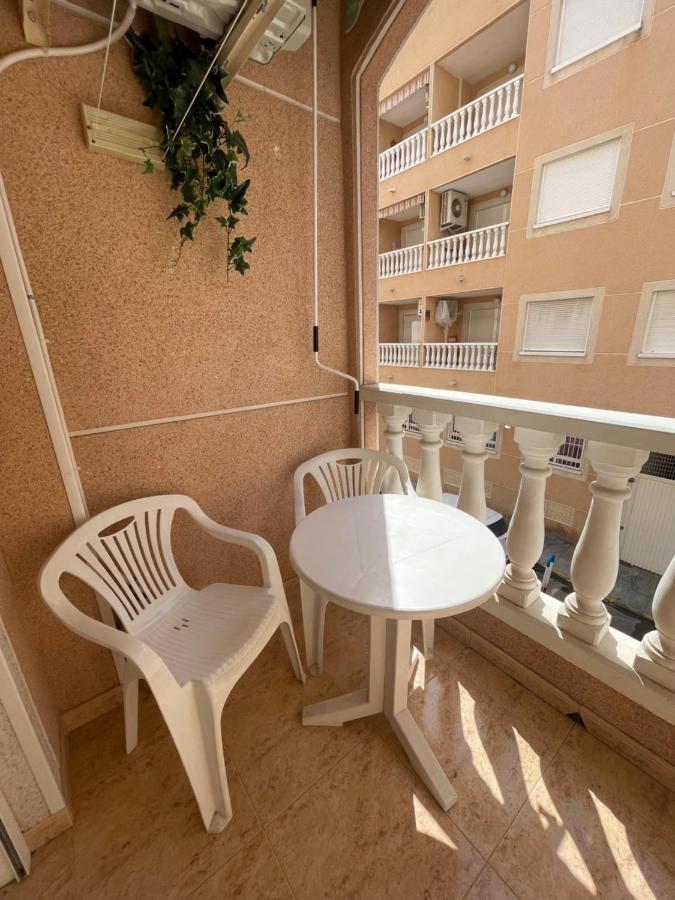 Apartment Goya Torrevieja Dış mekan fotoğraf